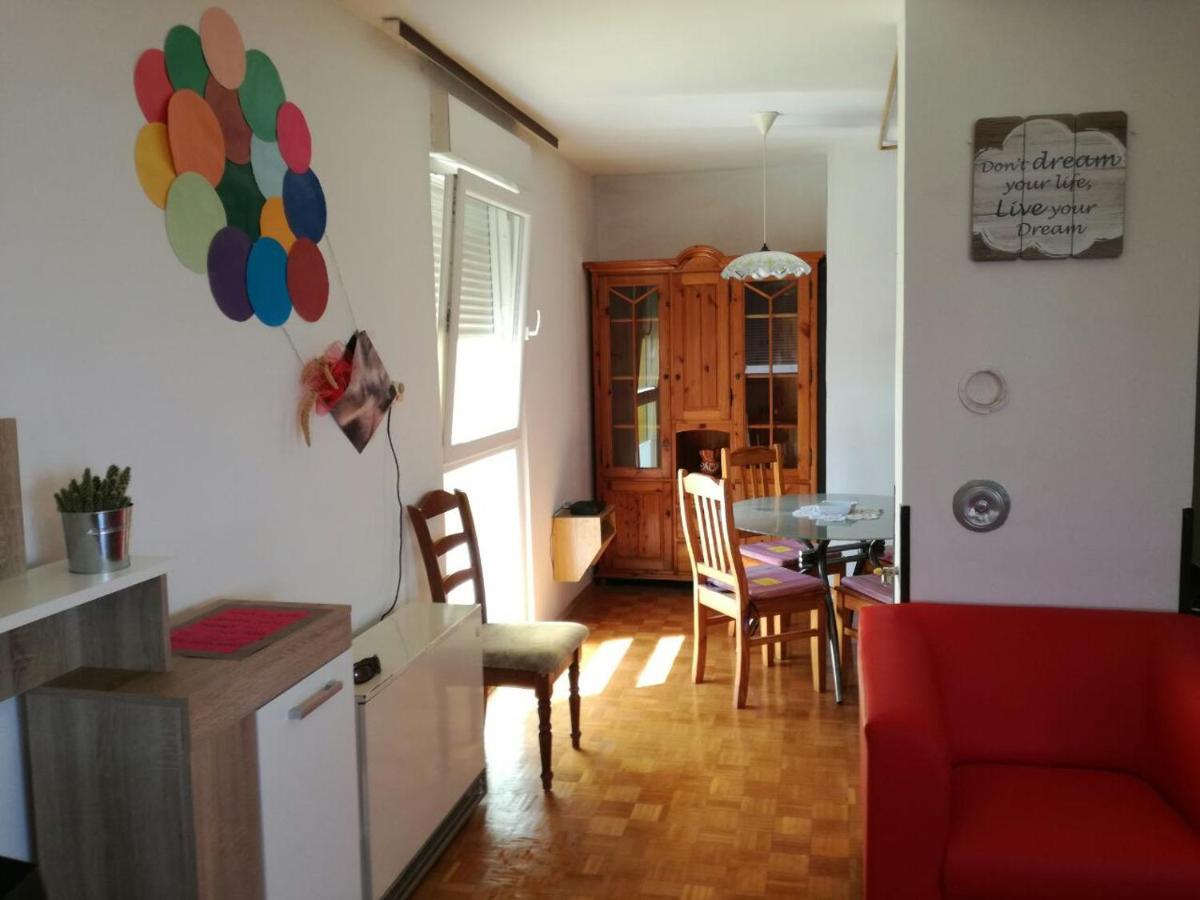 Apartment Pula Eksteriør billede